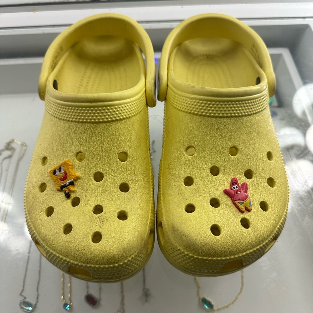 Crocs